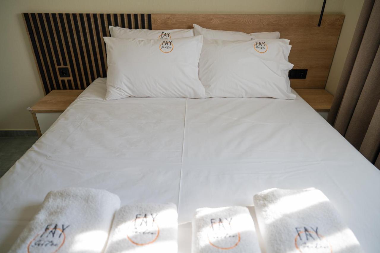 Fay Suites Flogita Esterno foto