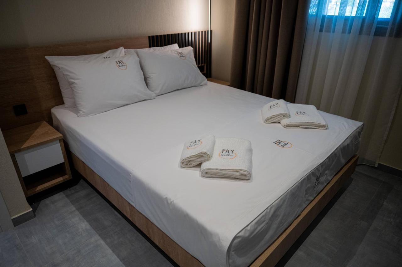 Fay Suites Flogita Esterno foto