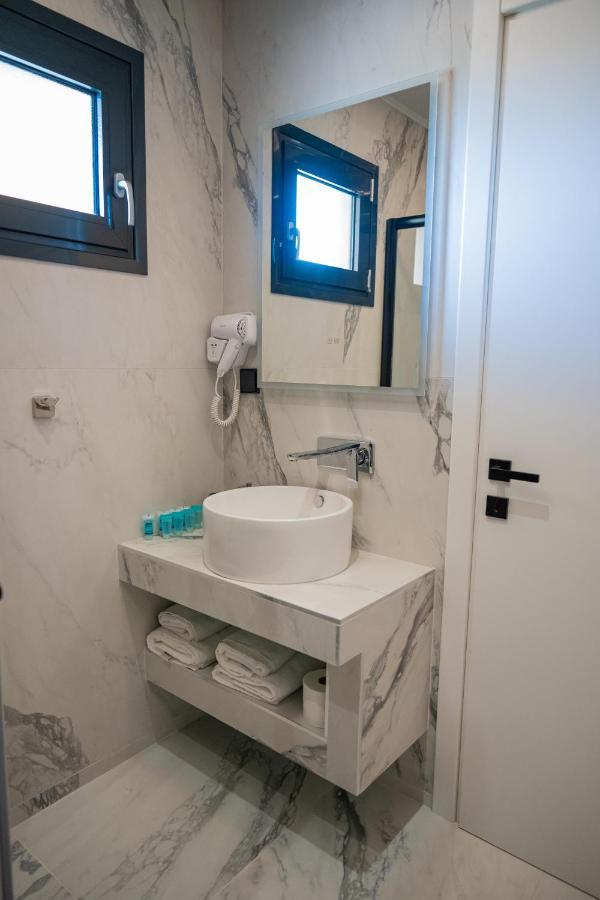 Fay Suites Flogita Esterno foto