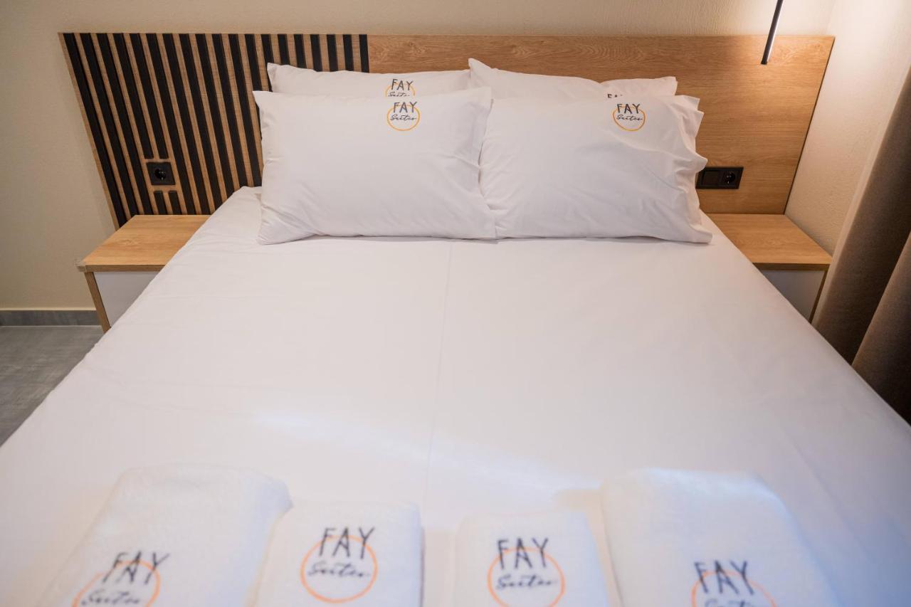 Fay Suites Flogita Esterno foto